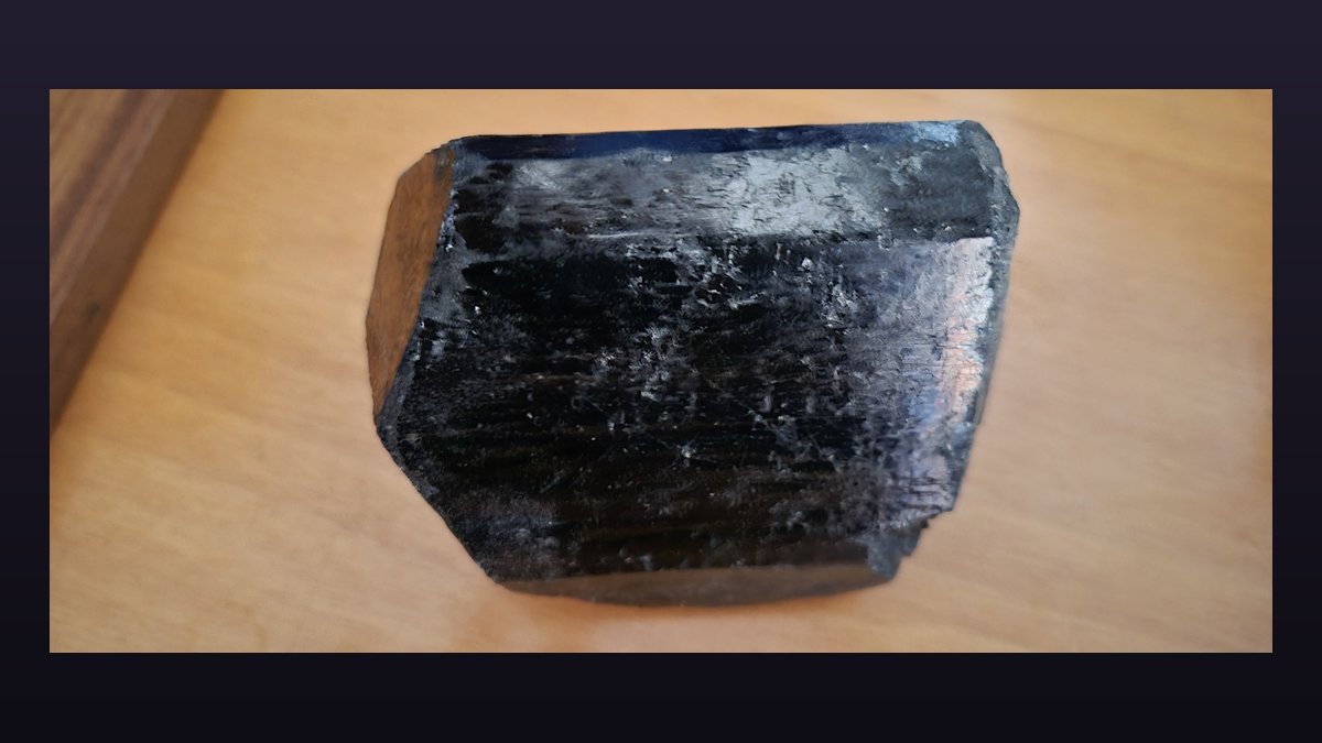 La tormalina nera - lo scudo contro negativita e radiazioni